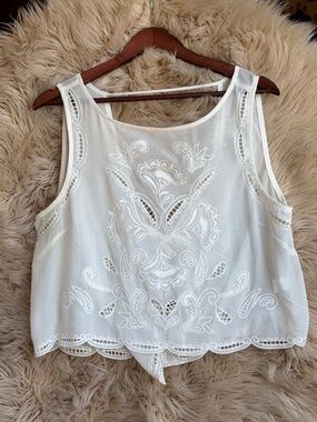Addison • Sheer Backless Embroidered Crop • M • White